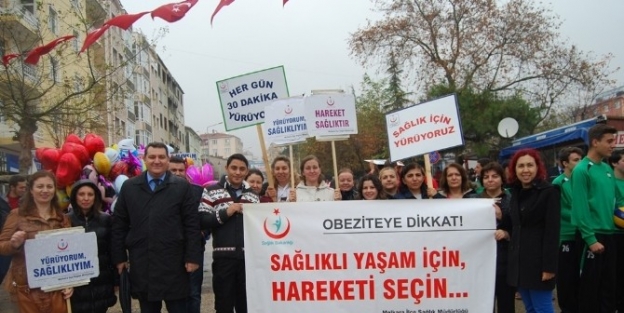 Malkara’da Sağlıkçılar Dünya Diyabet Günü İçin Yürüdü