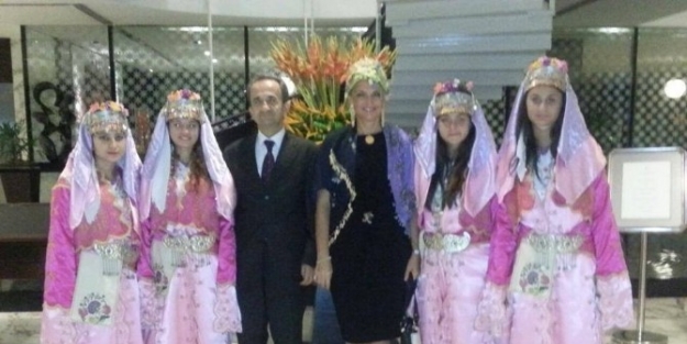 Burhaniye Gençlik Merkezi’nin Afrika Çikarmasi