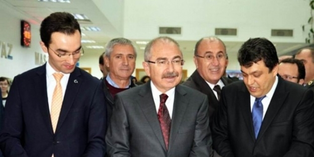 Vali Yaman, Gönen’ De Sergi Açtı