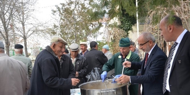 Ereğli’de 4 Bin Kişiye Aşure İkram Edildi