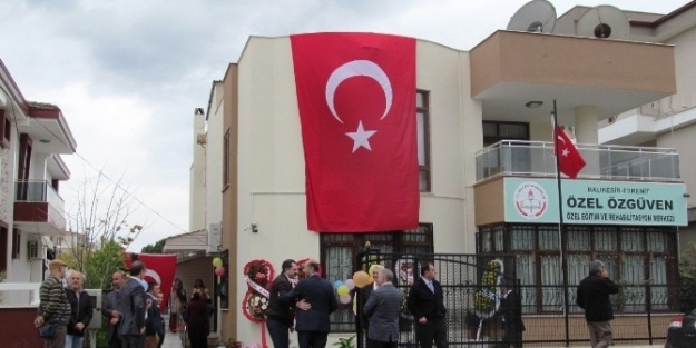 Edremit’te Özel Rehabilitasyon Merkezi Açıldı