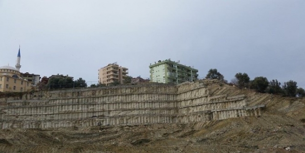 Kuşadası’nda Konutlar Tahliye Ediliyor