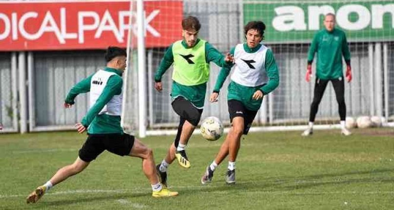 Bursaspor'da Menemen FK maçı hazırlıkları başladı