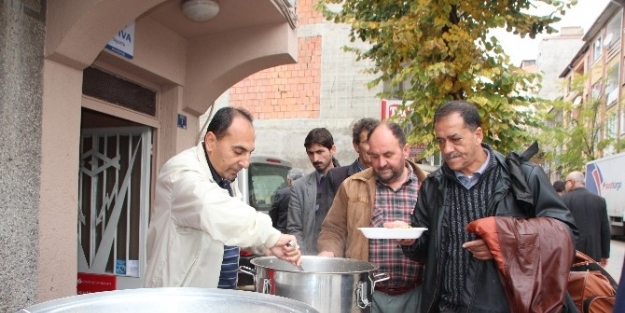 Bilecik’te Vatandaşlara Aşure İkrami