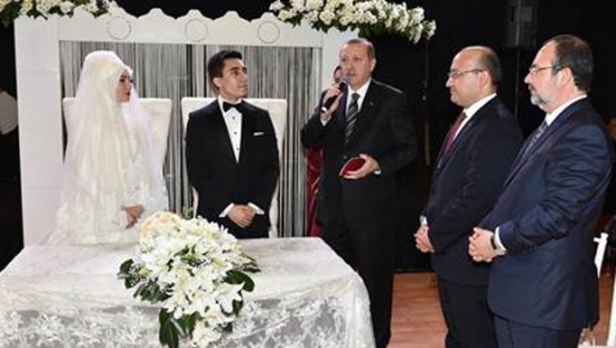 Hakan Fidan oğlunu evlendirdi