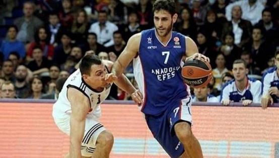 Anadolu Efes, Real'i dize getirdi