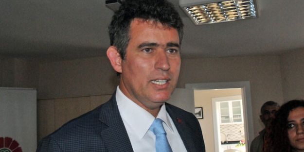 Metin Feyzioğlu muhalefete yüklendi