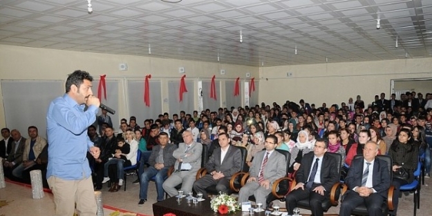 Batman Ykb Anadolu Lisesi’nde Şiir Şöleni