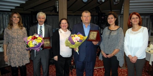 Bandırma’da Okul Müdürüne Veda Gecesi