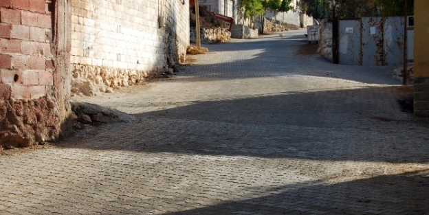 Şehitkamil’den 36 Yeni Mahalle Olan Köye Dev Hizmet