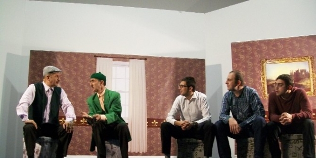 Teyo Emmi Narman’da..