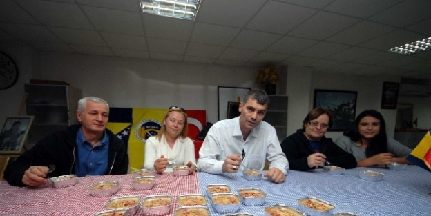 Adanalı Boşnaklardan Aşure Günü Etkinliği