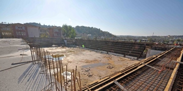 Kandıra Spor Salonu Yükseliyor