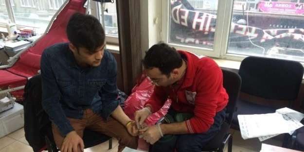 Elazığ Ülkü Ocakları Başkanlığı’ndan Kan Bağışına Destek