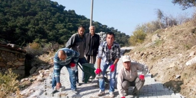 Subeylidere Mahallesi, Kışın Çamurundan Yazın Tozundan Kurtuluyor