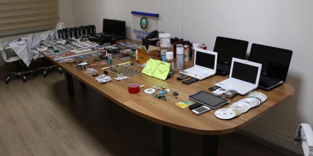 8 kişilik ATM çetesi çökertildi