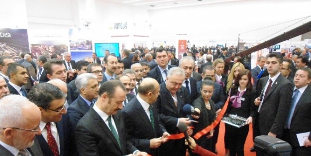 Çomü Teknopark Stand Açılışını Bakan Işik Yaptı