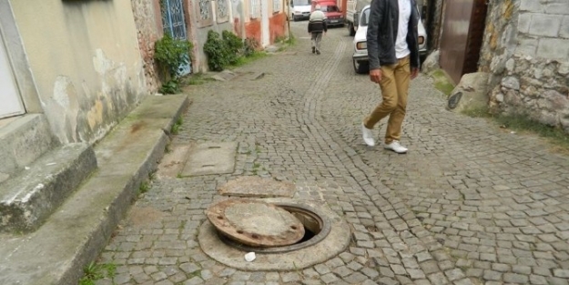 Açık Rögor Tehlike Saçıyor