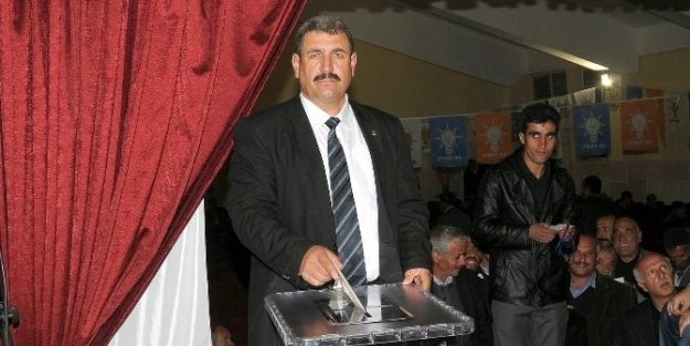 Ak Parti Çelikhan İlçe Kongresi Yapıldı