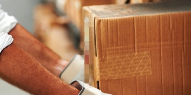 Kargo paketinden çıkan şok etti!