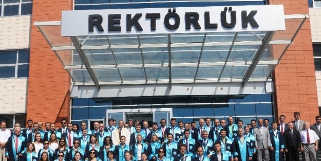 Üniversitelerde Akademik Personel Maaşlarındaki İyileştirme