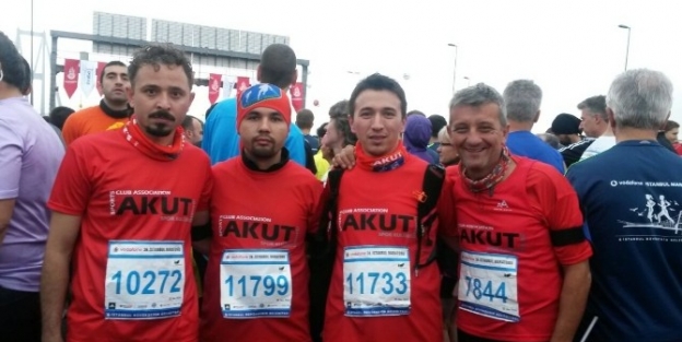 İstanbul Maratonuna Eskişehir Akut Gönüllüleri De Katıldı