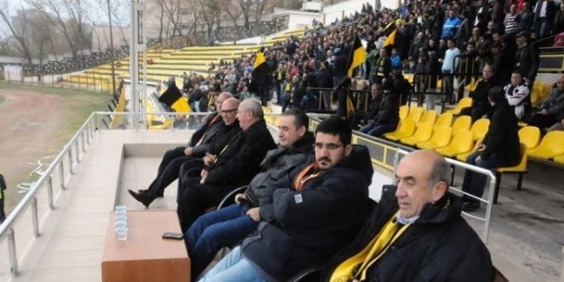 Süleymanpaşa Belediye Başkanı Eşkinat, Tekirdağspor’u Destekledi