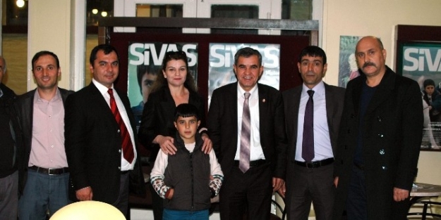 Başkentteki Yerköylüler “sivas” Filmine Yoğun İlgi Gösterdi