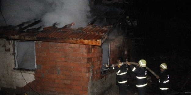 Karabük’te Ev Yangını