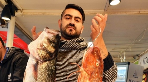 Marmara’daki Balık Bolluğu Yüzleri Güldürüyor