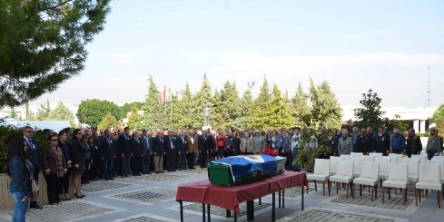 Meü Felsefe Bölümü Kurucusu Prof. Nutku Yaşamını Yitirdi