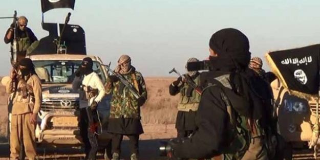 IŞİD Musul'daki rafinerini kaybetti