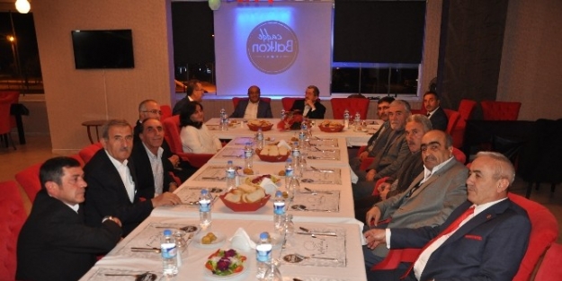 Başkan Vergili Mahalle Muhtarları İle Bir Araya Geldi