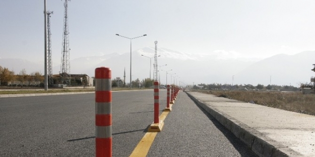 Erzincan Belediyesi Kent Geneline 120 Kilometrelik Bisiklet Yolu Kazandırıyor