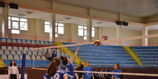 Liseli Gençler Filede Buluştu