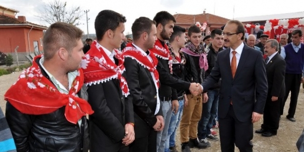Uşak’ta Köylere Şehir İmkanlari Taşınıyor