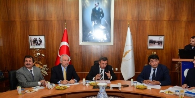 Vali Yılmaz: Kütahya, Okullardaki Fiziki Yapılaşmada Türkiye Ortalamasının Üzerinde