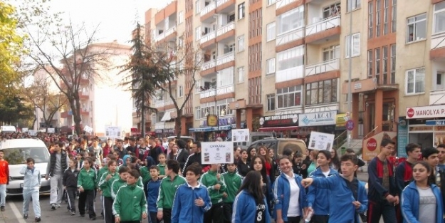 Trabzon’da Okul Sporları Kursları Törenle Açıldı