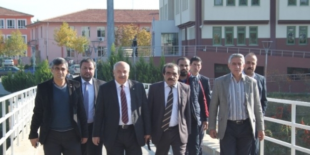 Agc, Adıyaman Üniversideki Projeleri Gezdi