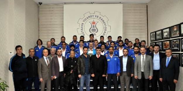 Kutso’dan Kütahyaspor’a Moral Ve Motivasyon Desteği