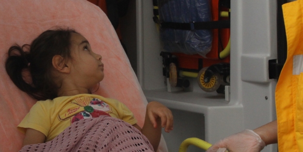 Kaynar su üzerine döküldü!