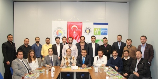 Bu Kez Gençler Başarı Öykülerini Anlattı