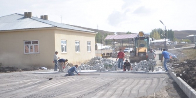 Özalp Belediyesi’nin Yol Çalişmalari