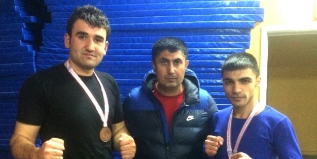 Erzincan Belediye Spor Boks Takımı Türkiye Üçüncüsü Oldu