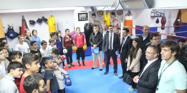 Kağıtspor Yönetiminden Gebze Çikarmasi