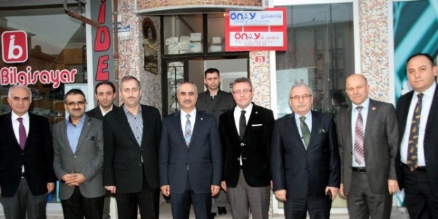 Sivas Belediye Başkanı Aydın’dan Hayırlı Olsun Ziyaretleri