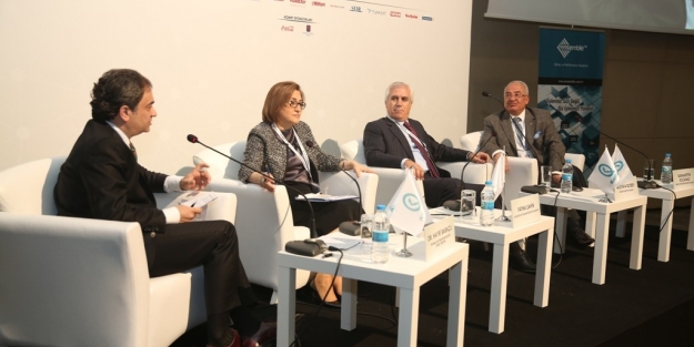 Mustafa Bozbey Kalite Kongresi'ne katıldı