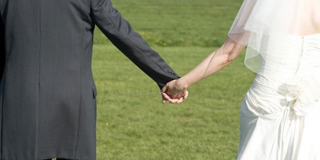 Başhekim ikinci kez evlendi diye işinden atıldı