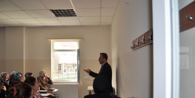 Darıca Bilgi Evleri Velileri Bilgilendirdi