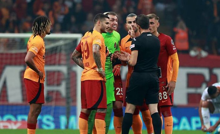 PFDK, Galatasaray'a ceza yağdırdı